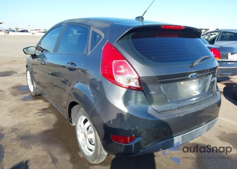 2015 Ford Fiesta Se z USA, uszkodzony, nr VIN 3FADP4EJ3FM209136